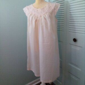 VTG SEARS PERMA-PRESS 36/38 COTTON GOWN NIGHT GOWN SHEER YOKE LACE CAP SLEEVES